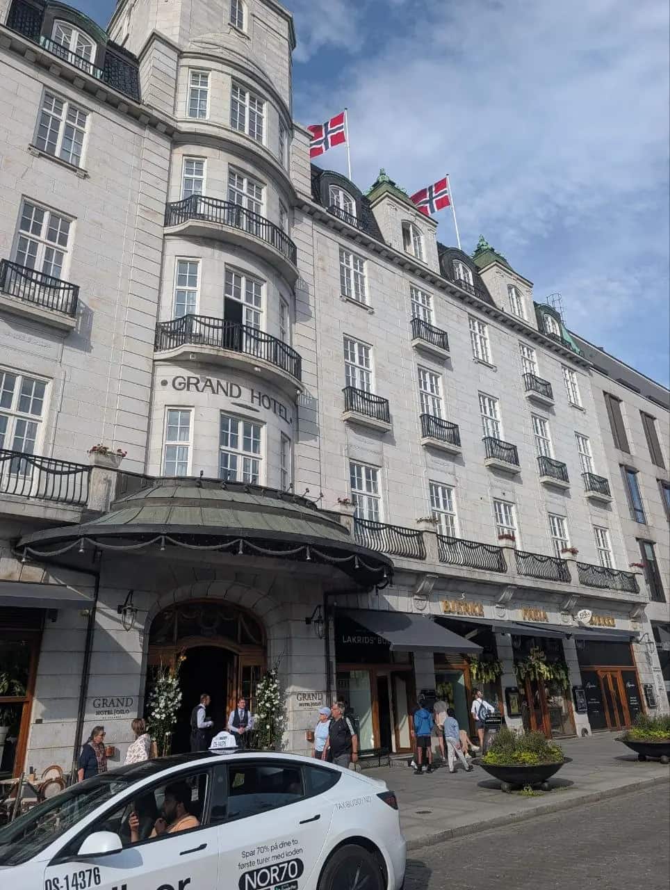 Eight Rooftop Bar – takbar i Sentrum, Oslo